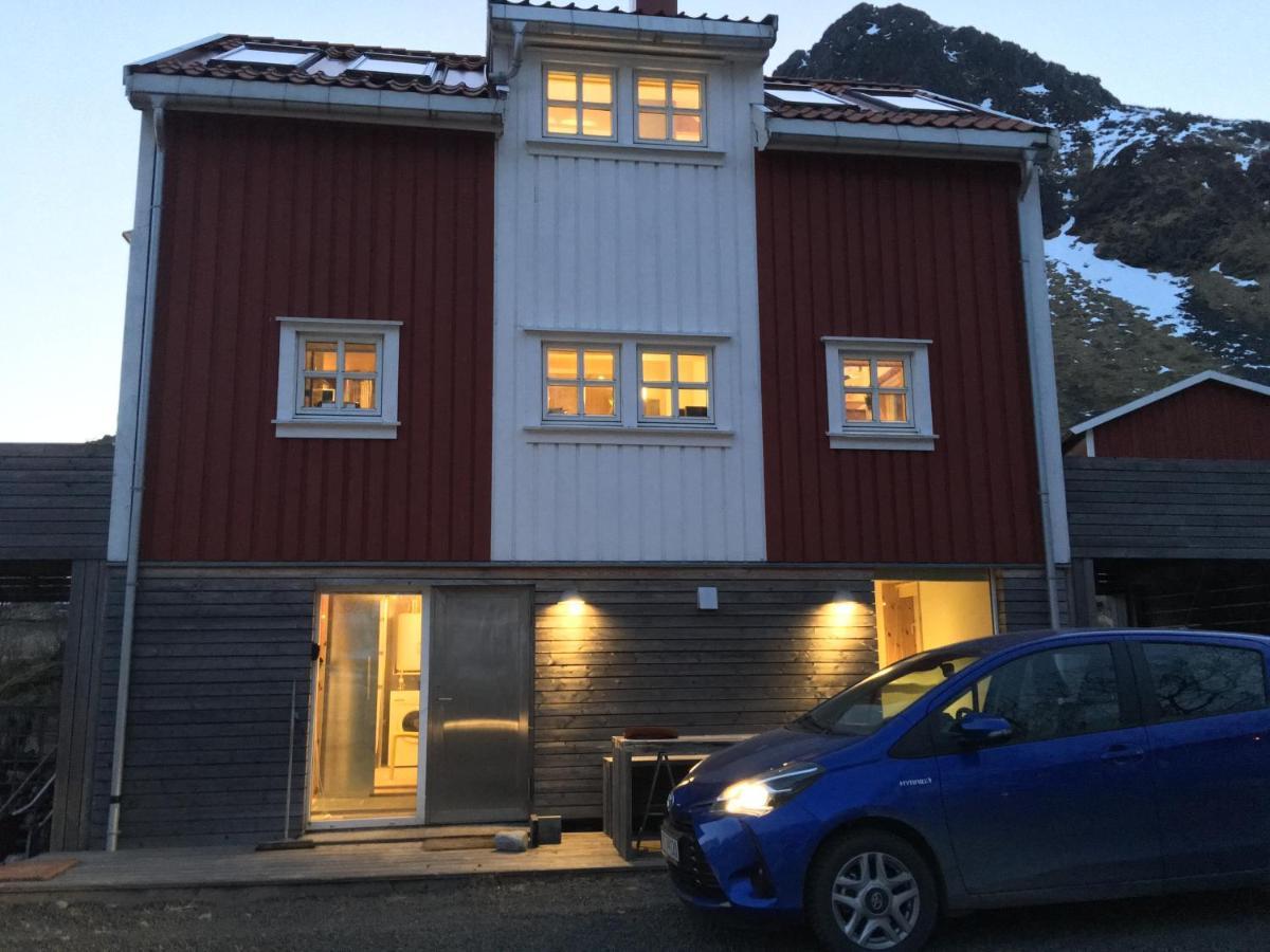 Lofoten Fjord Lodge Saupstad  Buitenkant foto