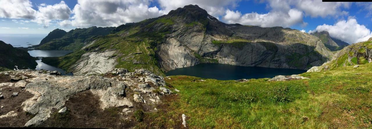 Lofoten Fjord Lodge Saupstad  Buitenkant foto