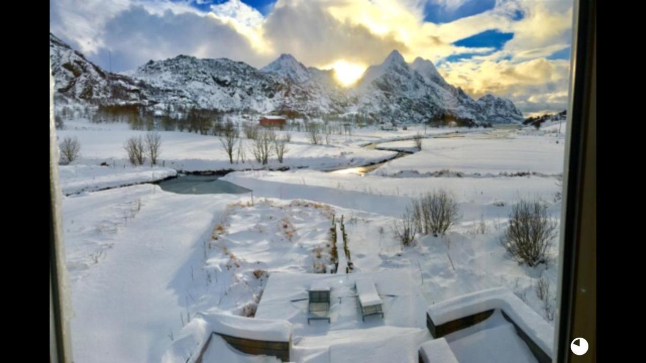 Lofoten Fjord Lodge Saupstad  Buitenkant foto