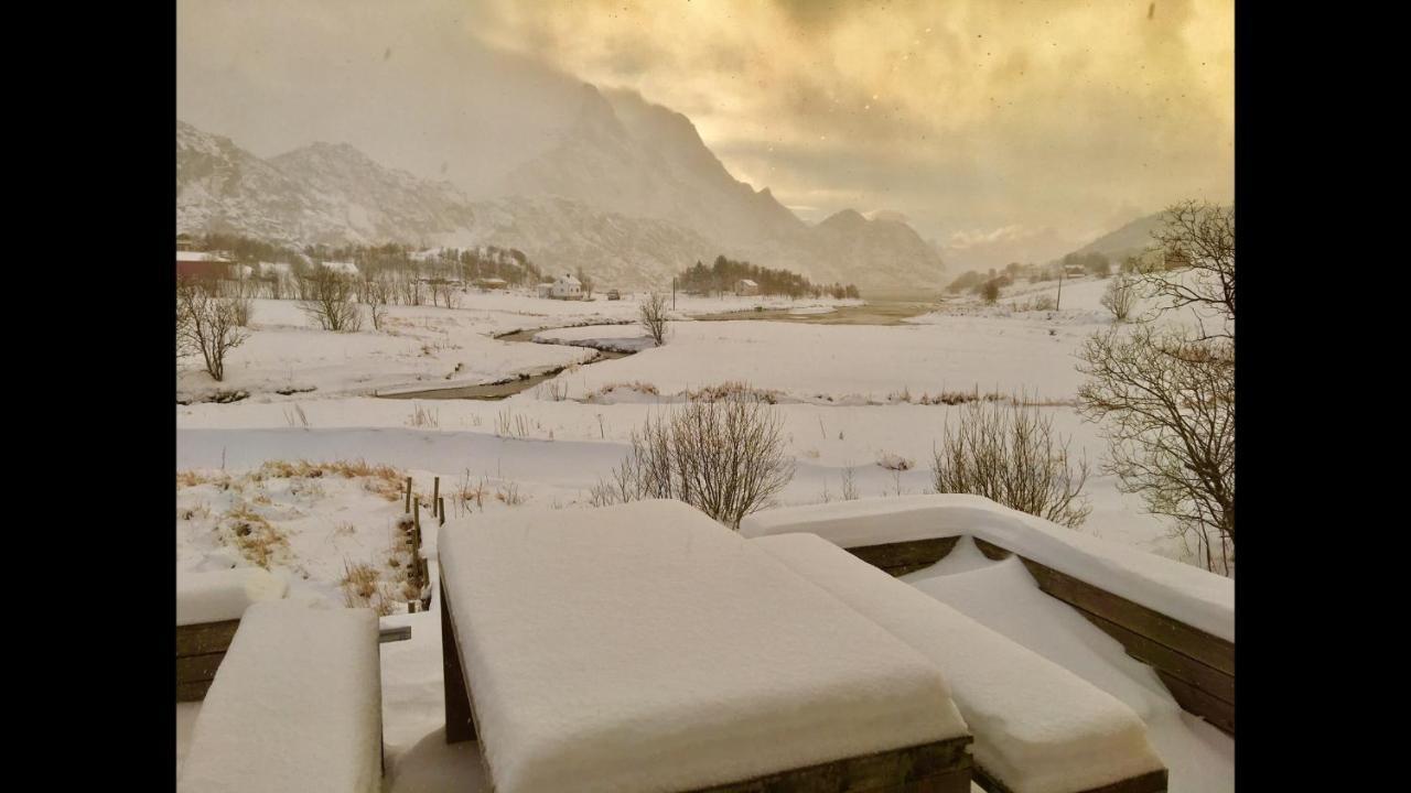 Lofoten Fjord Lodge Saupstad  Buitenkant foto